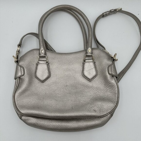 Cole Hann‎ Silver Pebbled Leather Purse Handbag Multi-pockets Satin Pink Lining - Picture 2 of 11